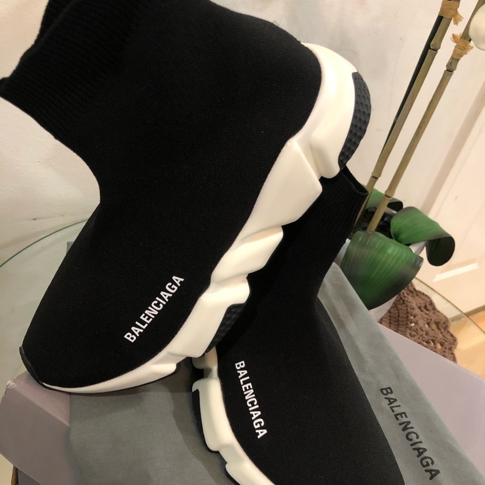 Woman’s speed knit high top sneakers,balenciaga